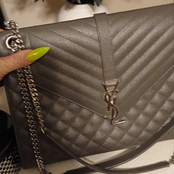 Ysl - Picture 2 of 8